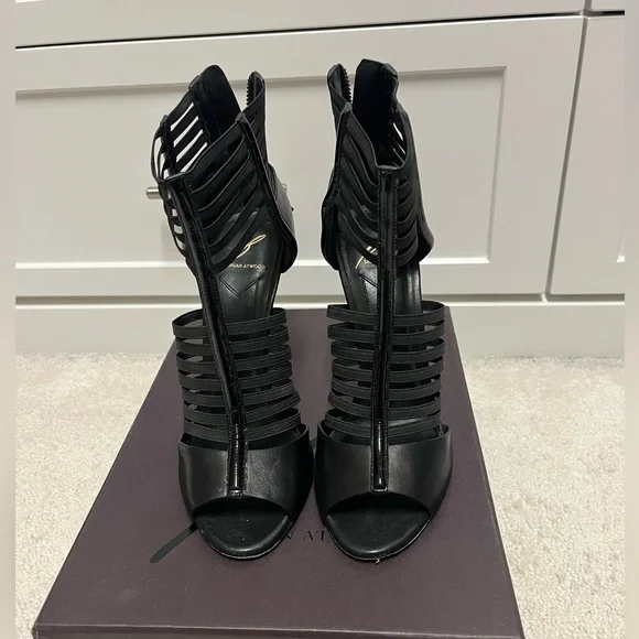 B Brian Atwood Langden Gladiator Caged Heels Black Size 8.5 - Picture 3 of 12